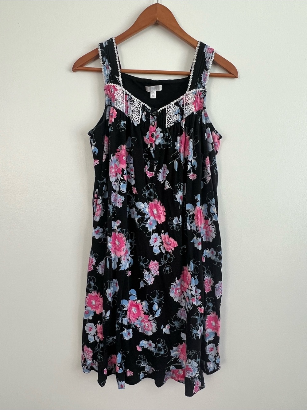 Secret Treasures Black And Floral Night Gown